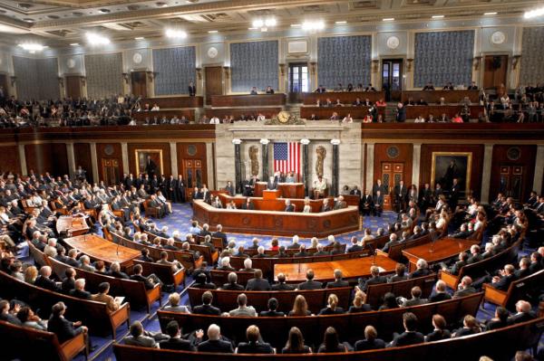 مجلس سنای آمریکا,رای مثبت سنای آمریکا به لغو مجوزهای ریاست جمهوری درباره جنگ عراق