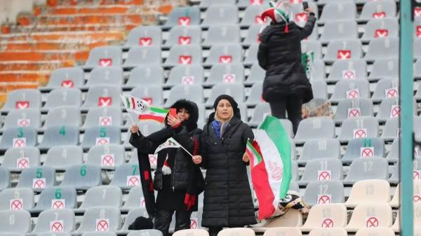 دیدار تیم ملی ایران و روسیه,بازگشت گزینشی بانوان تماشاگر به ورزشگاه آزادی