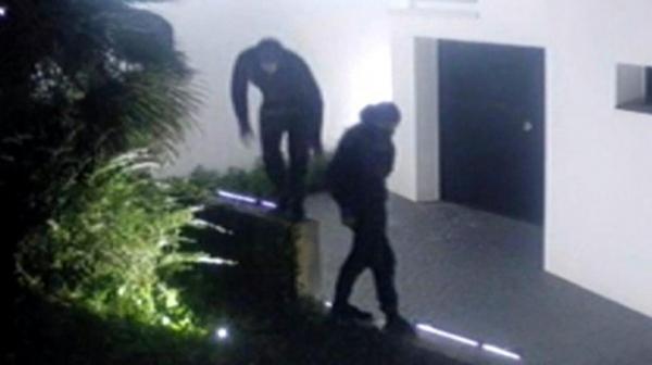 لیونل مسی,سرقت مسلحانه از خانه مسی در بارسلون