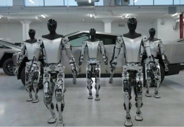 ربات انسان نمای ایلان ماسک,ربات‌های انسان‌نمای ایلان ماسک