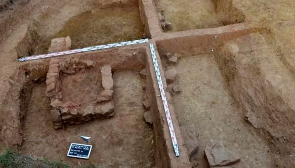 دیاور مرموز در آلمان,کشف یک دیوار مرموز ۱۰۰۰ ساله در آلمان