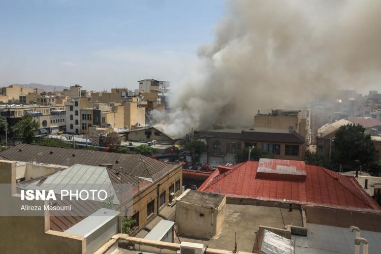 تصاویر آتش‌سوزی گسترده در میدان رازی تهران,عکس های آتش سوزی در تهران,تصاویر آتش سوزی گسترده در تهران