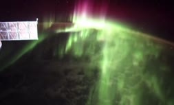 فیلم/ شکار شفق قطبی از فضا