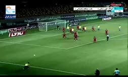 فیلم/ عجیب‌ترین پرتاب اوت لیگ برتر توسط بازیکن نفت مسجدسلیمان