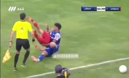 فیلم/ اجرای فن کشتی در دربی با گزارش هادی عامل