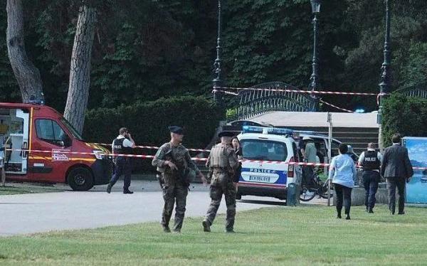 مجروح شدن چندین کودک فرانسوی در پی حمله فردی با چاقو,حمله به کودکان در فرانسه