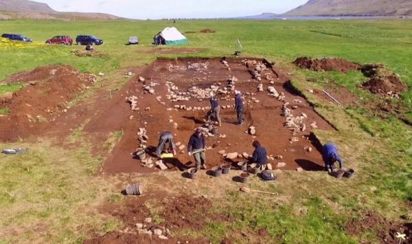 کشف قدیمی‌ترین نقاشی ایسلند,درازترین خانۀ در ایسلند
