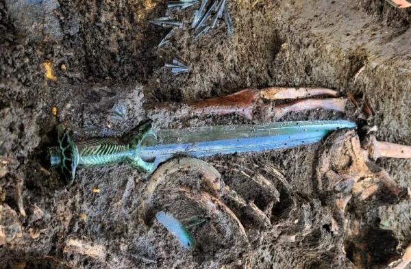 کشف شمشیر برنزی سه هزار ساله,مشخصات شمشیر کشف شده3هزارساله