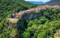 عجیب‌ترین روستای جهان,روستای زیبای کاستلفولید دو لا روکه در اسپانیا