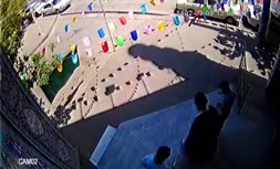 فیلم/ لحظه حمله به امام جماعت مسجدی در مشهد
