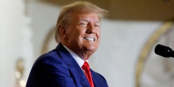 دونالد ترامپ,درخواست ترامپ از بایدن برای توقف جنگ اوکراین