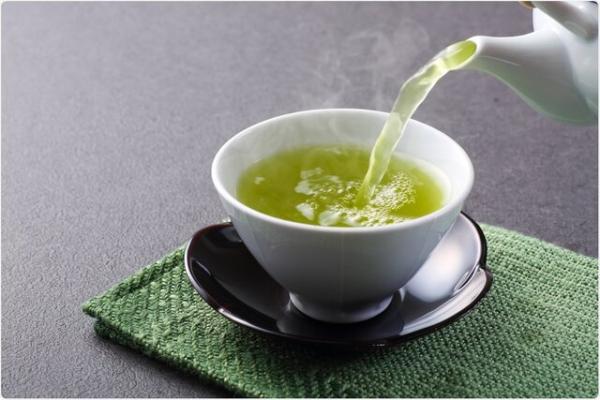 چای سبز,تسکین آفتاب سوختگی با چای سبز