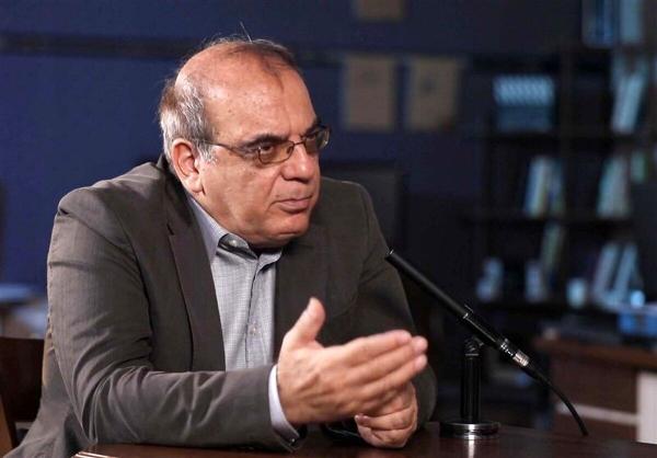 عباس عبدی,کنایه عباس عبدی درباره وضعیت فرانسه و روزنامه نگاران بازداشت شده در ایران