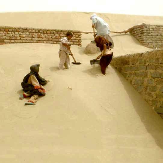 طوفان در سیستان و بلوچستان,سکنه و خانه‌هایی مدفون زیر تل شن و ماسه در سیستان و بلوچستان