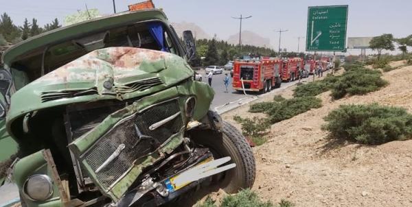 حوادث اصفهان,تصادف زنجیره‌ای تانکر سوخت و چندین خودرو در اصفهان