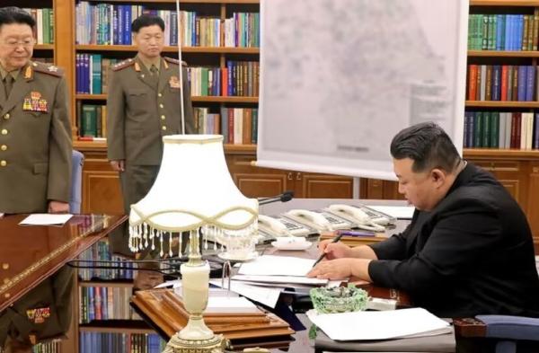کیم جوگ اون,رهبر کره شمالی
