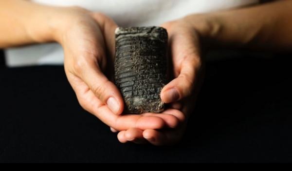 اشیا تاریخی در ترکیه,لوح ۳۸۰۰ سالۀ کشف شده در ترکیه