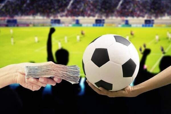دلال فوتبال,ورود بازرسی مالیاتی به ماجرای درآمد ۱۲۷ میلیاردی یک دلال فوتبال