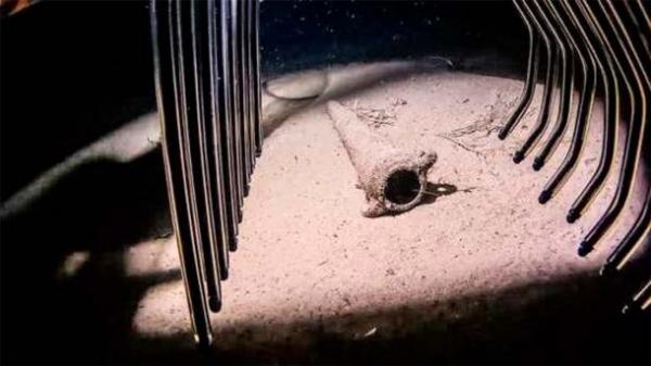 کشف محموله خیره‌کننده در عمق دریا,ظروف شیشه‌ای رومی