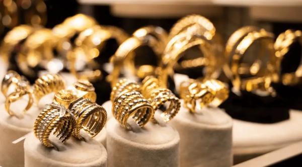 قیمت سکه طلا دلار,قیمت دلار در 2 مرداد 1402