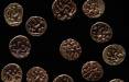 سکه های باستانی در ولز,کشف گنجینۀ سکه‌های طلایی عجیب در ولز