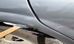 ویدیویی جنجالی از کیفیت خودروی دنا؛ پوسیدگی بدنه بعد از دو سال؟