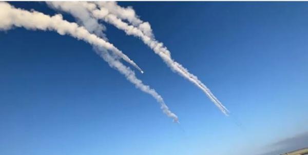 جنگ اوکراین,حمله موشکی روسیه به فرودگاه نظامی کی‌یف