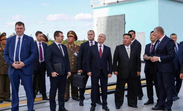 تصاویر دیدار پوتین و کیم جونگ اون در روسیه,عکس های رئیس جمهور روسیه و رهبر کره شمالی,تصاویری از دیدار کیم جونگ اون و پوتین