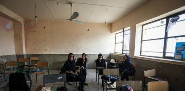 تحصیل بیش از ۳ میلیون دانش‌آموز ایرانی در کلاس‌های خطرآفرین,هزینه میلیونی زنگ تفریح مدرسه برای خانوارها
