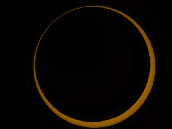 خورشیدگرفتگی,چهره خورشیدگرفتگی در فاصله ۱.۶ میلیون کیلومتری از زمین