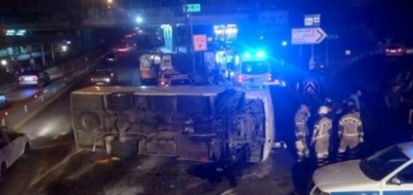 واژگونی یک دستگاه مینی‌بوس با ۲۰ سرنشین در تهران,تصادف مینی‌بوس