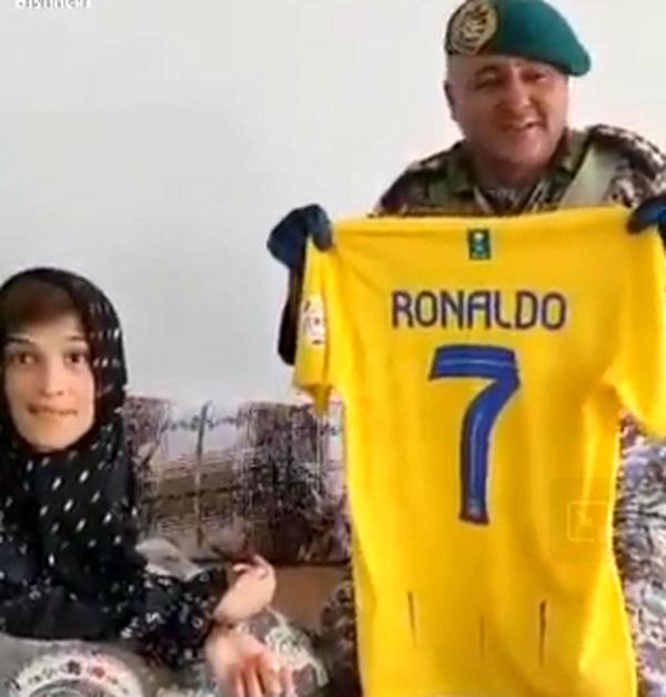 بیانیه جنجالی پرسپولیس در مورد پیراهن رونالدو,تحویل پیراهن رونالدو توسط ارتش
