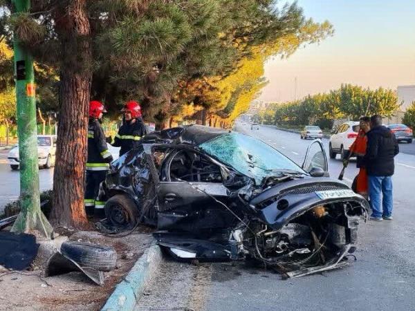 حوادث اصفهان,واژگونی ۲۰۷ در خیابان هزار جریب اصفهان