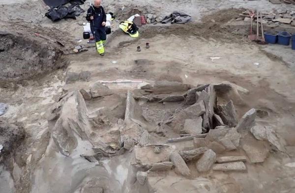 قبر باستانی در نروژ,کشف یک قبر 4 هزار ساله در نروژ با استخوان‌های سالم