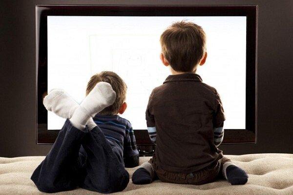 اوتیسم در کودکان,تماشای چندین ساعته صفحه نمایش یکی ازعلائم ابتلای کودکان به اوتیسم و بیش فعالی