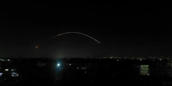 حمله اسرائیل به سوریه,شنیده شدن صدای انفجار در اطراف دمشق