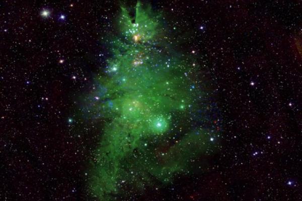درخت کریسمس در فضا,ثبت تصویر جدید ناسا از درخت کریسمس در یک کهکشان