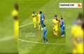 فیلم/ واکنش جالب رونالدو به فریادهای 'مسی مسی' هواداران الهلال در بازی با النصر