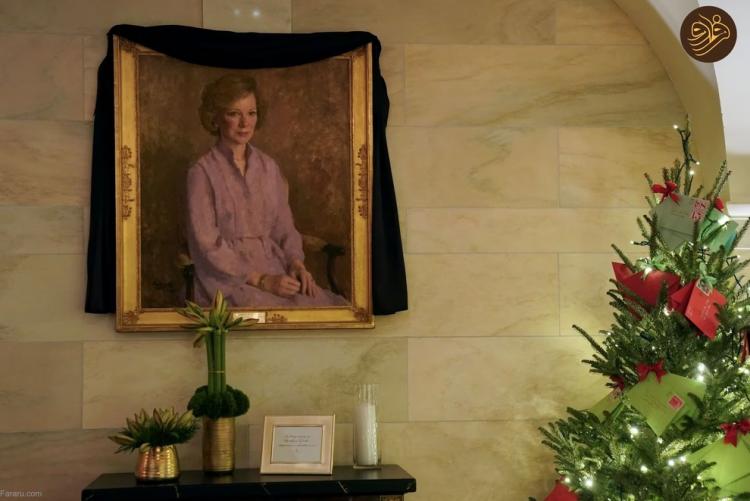 تصاویر رونمایی جیل بایدن از تزئینات کریسمس کاخ سفید,عکس های کاخ سفید برای کریسمس 2024،تصاویری از تزئینات کریسمس برای کاخ سفید
