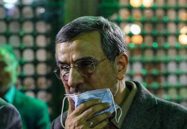 محمود احمدی نژاد,جدیدترین تصاویر از وضعیت ظاهری عجیب محمود احمدی‌نژاد با صورتی کبود