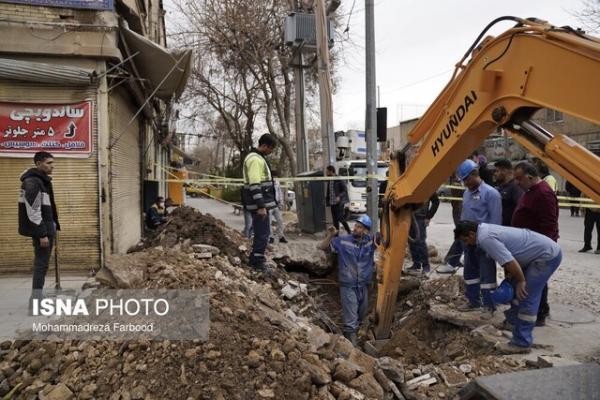 نشست زمین,فرونشست زمین در خیابان کارگر تهران