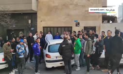 فیلم/ اعتراضات هواداران استقلال در محل باشگاه علیه مدیر عامل