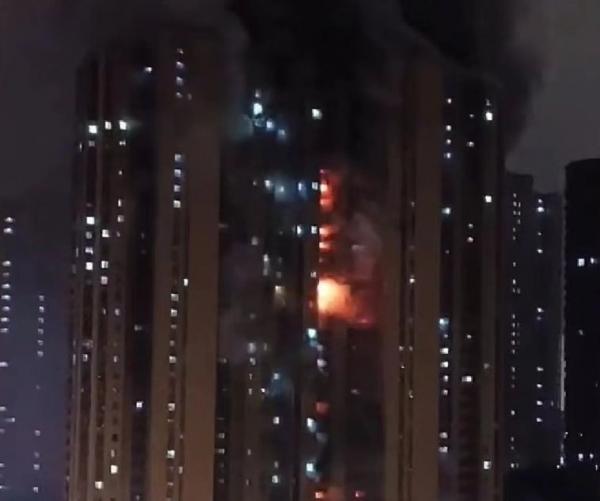 حوادث چین,آتش‌سوزی مهیب در چین