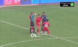 فیلم/ اخراج عجیب بعد از شوخی دو همبازی قدیمی در فوتبال ازبکستان