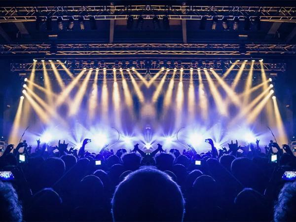 لغو کنسرت‌های موسیقی پاپ در بوشهر,واکنش ب لغو کنسرت‌های موسیقی پاپ در بوشهر