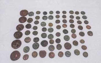 کشف سکه‌های عتیقه مربوط به دوران اشکانیان, اموال مکشوفه