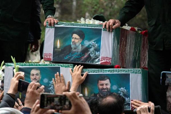 تشییع پیکر رئیسی,مراسم وداع تهرانی‌ها با رئیس جمهور شهید و همراهانش