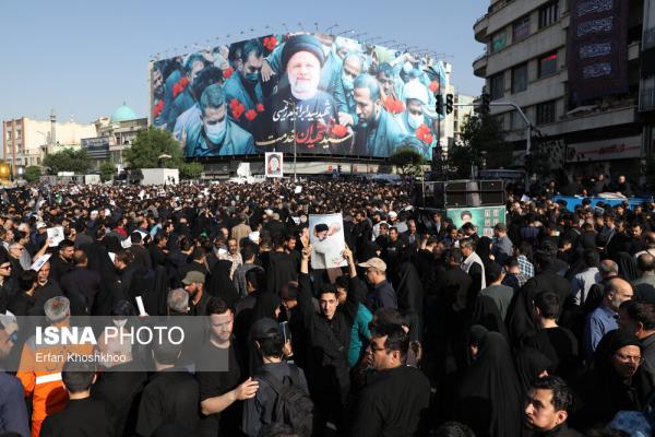 تشییع پیکر رئیسی,مراسم وداع تهرانی‌ها با رئیس جمهور شهید و همراهانش