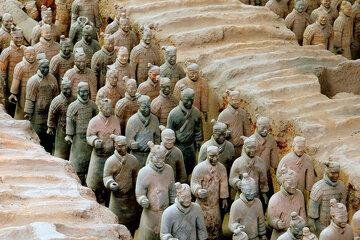اسرار بی‌پایان مقبره نخستین امپراتور چین ,راز گنجینه بی‌پایان ,مقبره‌ای ناشناس