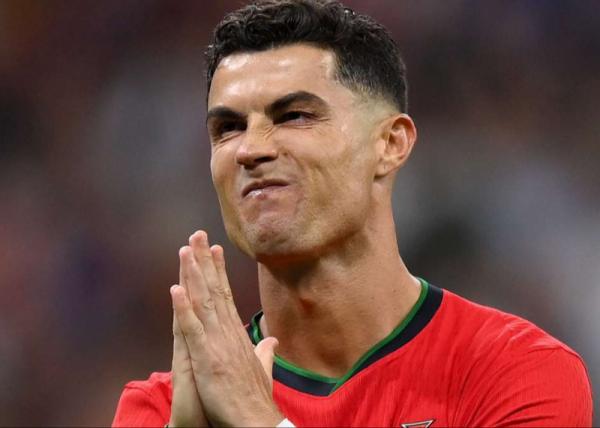 کریستیانو رونالدو, تبلیغات غیررسمی یک برند در جریان دیدار تیم ‏ملی پرتغال با اسلوونی